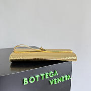 Okify Bottega Veneta Andiamo Clutch Bag Gold Crocodile 31x13x3cm - 5