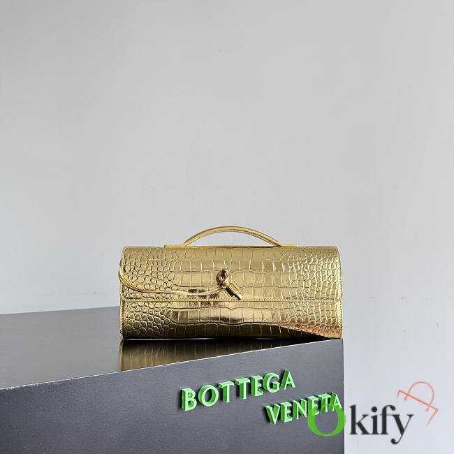 Okify Bottega Veneta Andiamo Clutch Bag Gold Crocodile 31x13x3cm - 1
