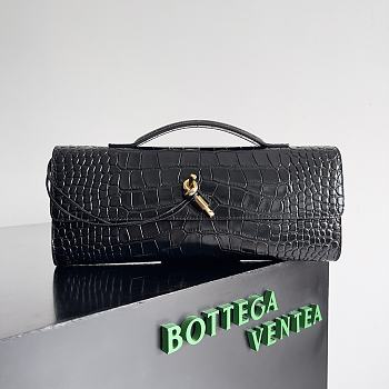 Okify Bottega Veneta Andiamo Clutch Bag Black Crocodile 31x13x3cm