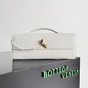 Okify Bottega Veneta Andiamo Clutch Bag White Crocodile 31x13x3cm - 1