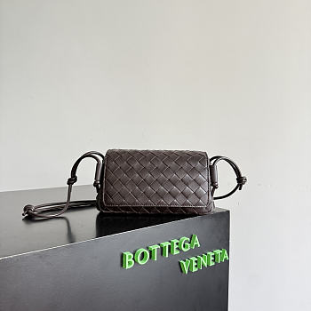 Okify Bottega Veneta Notturno Bag Dark Brown 21x11x9cm