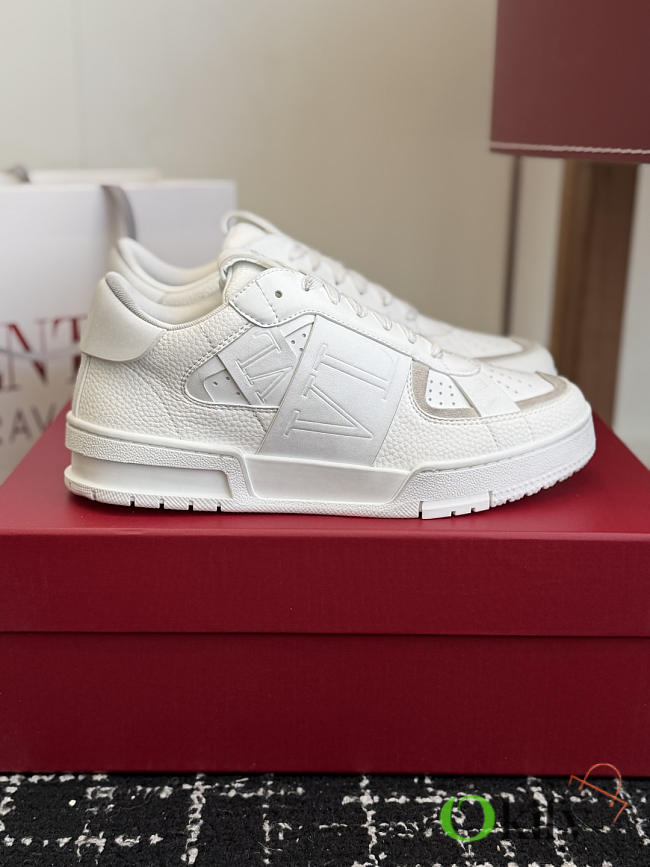 Okify Valentino 2025 White Men Sneakers 27271 - 1