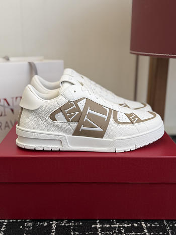 Okify Valentino 2025 Brown Men Sneakers 