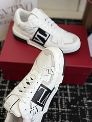 Okify Valentino 2025 White And Black Men Sneakers  - 5