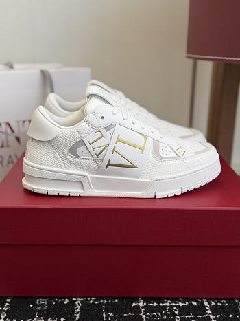 Okify Valentino 2025 White Men Sneakers 27277