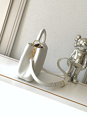 Okify Louis Vuitton Capucines BB Bag White M24728 27x17x9cm - 6