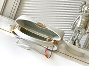 Okify Louis Vuitton Capucines BB Bag White M24728 27x17x9cm - 5