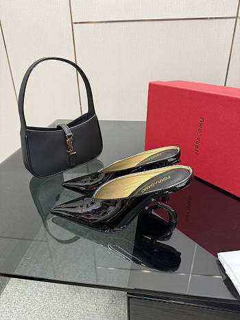 Okify Ferragamo Black High Heels 9.5cm