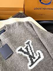 Okify Louis Vuitton Gray Wool Sweater  - 4