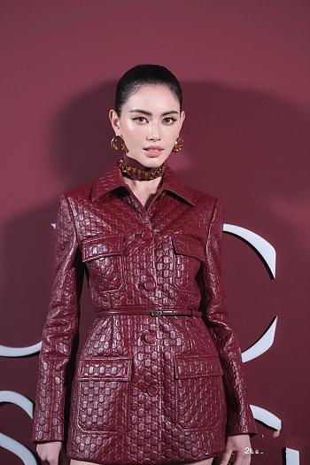 Okify Gucci Set Of Red Lambskin Jacket And Shorts