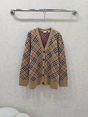 Okify Burberry Twill V-neck Knit Cardigan - 1