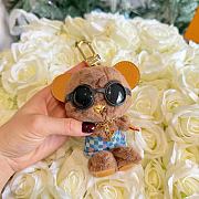 Okify Louis Vuitton Bear Key Chain Charm - 3
