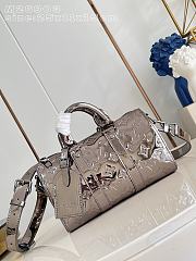 Okify Louis Vuitton Keepall 25 Bag Silver M26903 25x15x11cm - 1