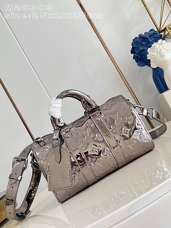 Okify Louis Vuitton Keepall 25 Bag Silver M26903 25x15x11cm