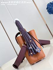 Okify Louis Vuitton Capucines Mini Bag Golden Brown Burgundy Handle 21x13x8cm - 4