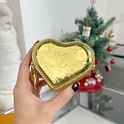 Okify Louis Vuitton Gold Heart Pouch - 1