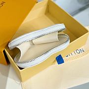 Okify Louis Vuitton White Heart Pouch - 5