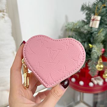 Okify Louis Vuitton Pink Heart Pouch