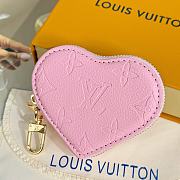 Okify Louis Vuitton Pink Heart Pouch - 4