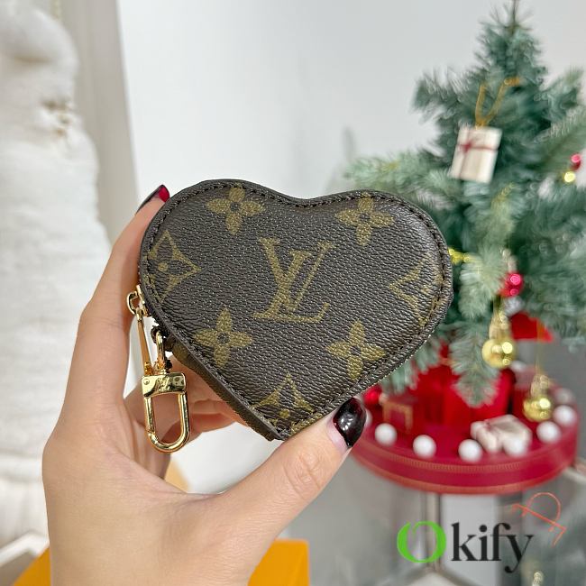 Okify Louis Vuitton Brown Heart Pouch - 1