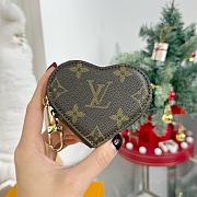 Okify Louis Vuitton Brown Heart Pouch - 1