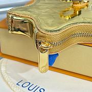 Okify Louis Vuitton Gold Star Pouch - 2