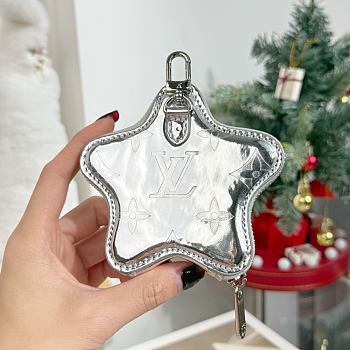 Okify Louis Vuitton Silver Star Pouch