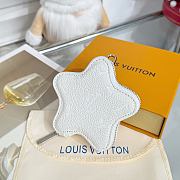 Okify Louis Vuitton White Star Pouch - 4