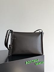 Okify Bottega Veneta Corriere Messenger Bag Dark Brown 39x29x14.5cm - 1
