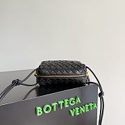 Okify Bottega Veneta Mini Loop Metal Knot Bag Black 17x11x6cm - 3