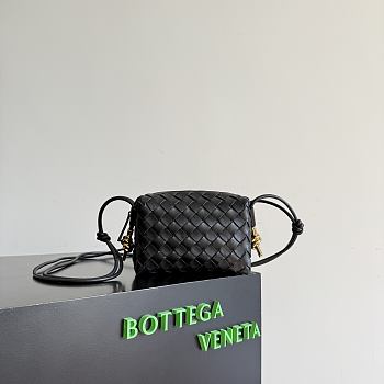 Okify Bottega Veneta Mini Loop Metal Knot Bag Black 17x11x6cm