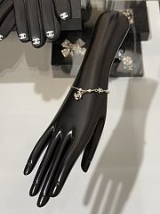 Okify CC Silver Bracelet With Pearl And Diamonds - 2