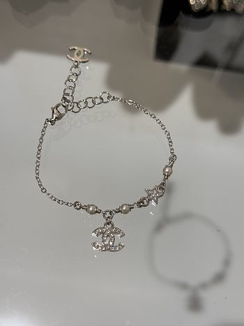 Okify CC Silver Bracelet With Pearl And Diamonds