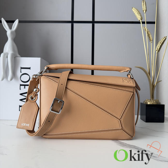 Okify Loewe Featherlight Puzzle Bag Sand Beige 24x16.5x10.5cm - 1