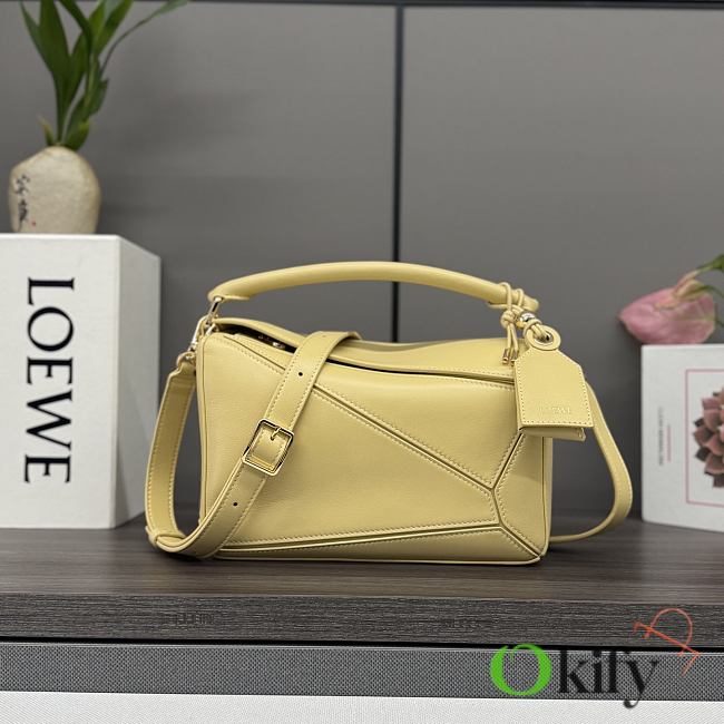 Okify Loewe Featherlight Puzzle Bag Light Yellow 24x16.5x10.5cm - 1