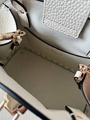 Okify Valentino Garavani Small Rockstud Top Handle Bag White 21x15x10cm - 4