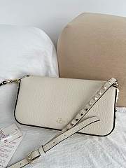 Okify Valentino Garavani Rockstud Bag White Grained Calfskin 24x12x6cm - 6