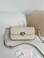 Okify Valentino Garavani Rockstud Bag White Grained Calfskin 24x12x6cm - 1