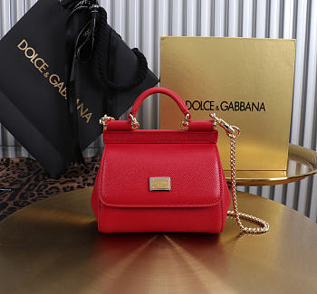 Okify Dolce & Gabbana Sicily Bag Red 14x16x6cm