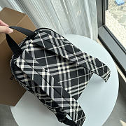 Okify Burberry Backpack 34x29x11cm 27772  - 4