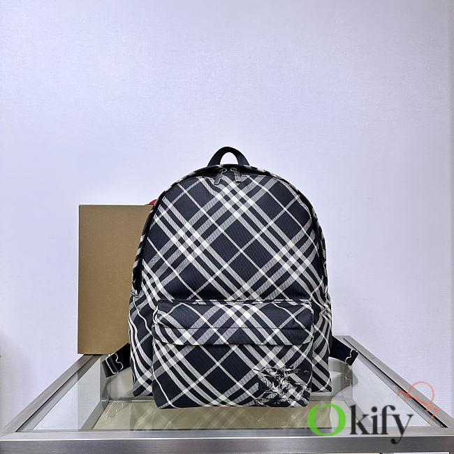 Okify Burberry Backpack 41x35x14cm 27775 - 1