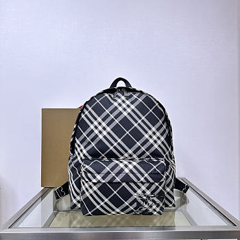 Okify Burberry Backpack 41x35x14cm 27775