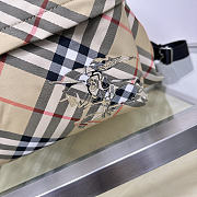 Okify Burberry Backpack 41x35x14cm 27777 - 4