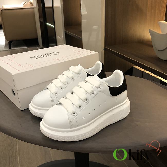 Okify Alexander McQueen White And Black Kid Sneakers - 1