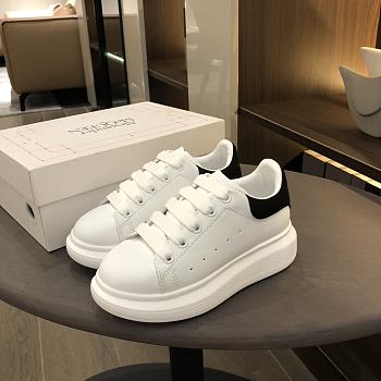 Okify Alexander McQueen White And Black Kid Sneakers