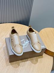 Okify Christian Louboutin Beige Low Top Men Sneakers - 1