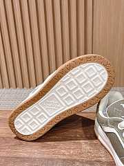 Okify Louis Vuitton Light Gray Sneakers With Monogram - 6
