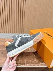 Okify Louis Vuitton Gray Sneakers With Monogram - 5