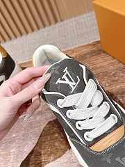 Okify Louis Vuitton Gray Sneakers With Monogram - 3