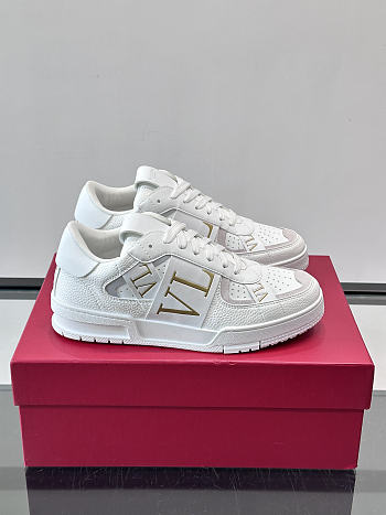 Okify Valentino White Men Sneakers